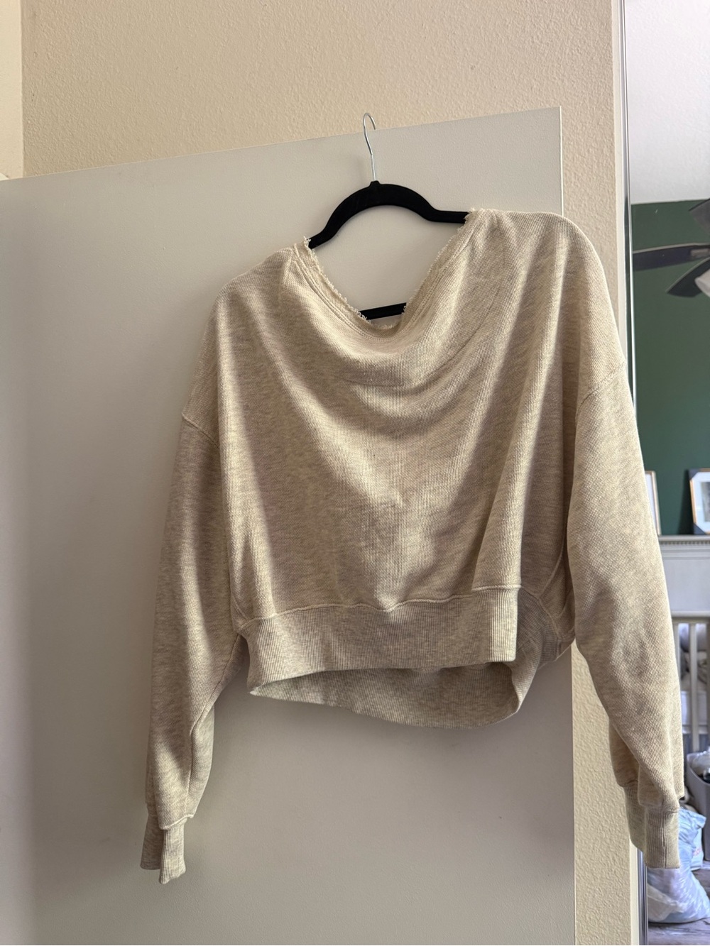 Women’s Free People Relaxed Crop Sweatshirt - Cream